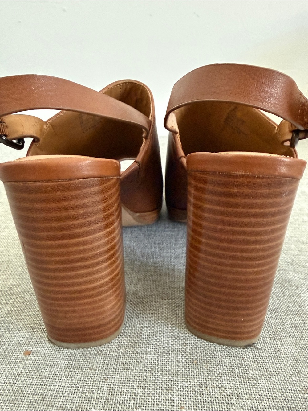 Coach Tan Brady Leather Open-Toe Slingback Block Heels with defect - Picture 5 of 10